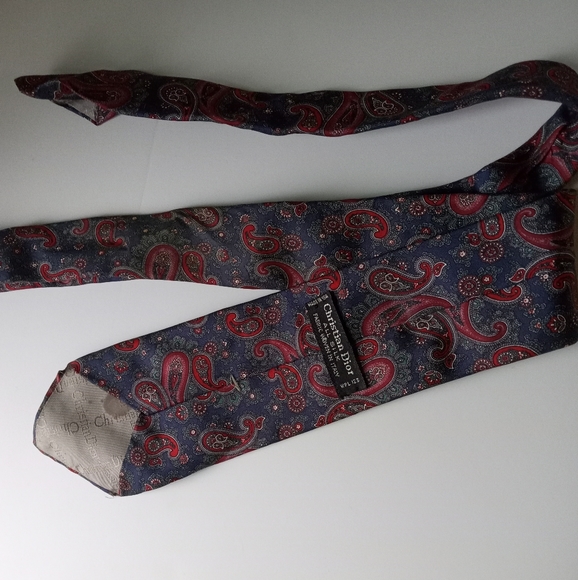 Christian Dior 100% Italian Silk Vintage Cornucopia Motif Dark Teal and Red Tie - Picture 2 of 4
